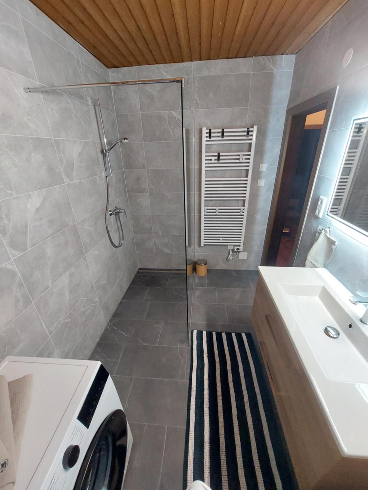 Stony Sea Apartment